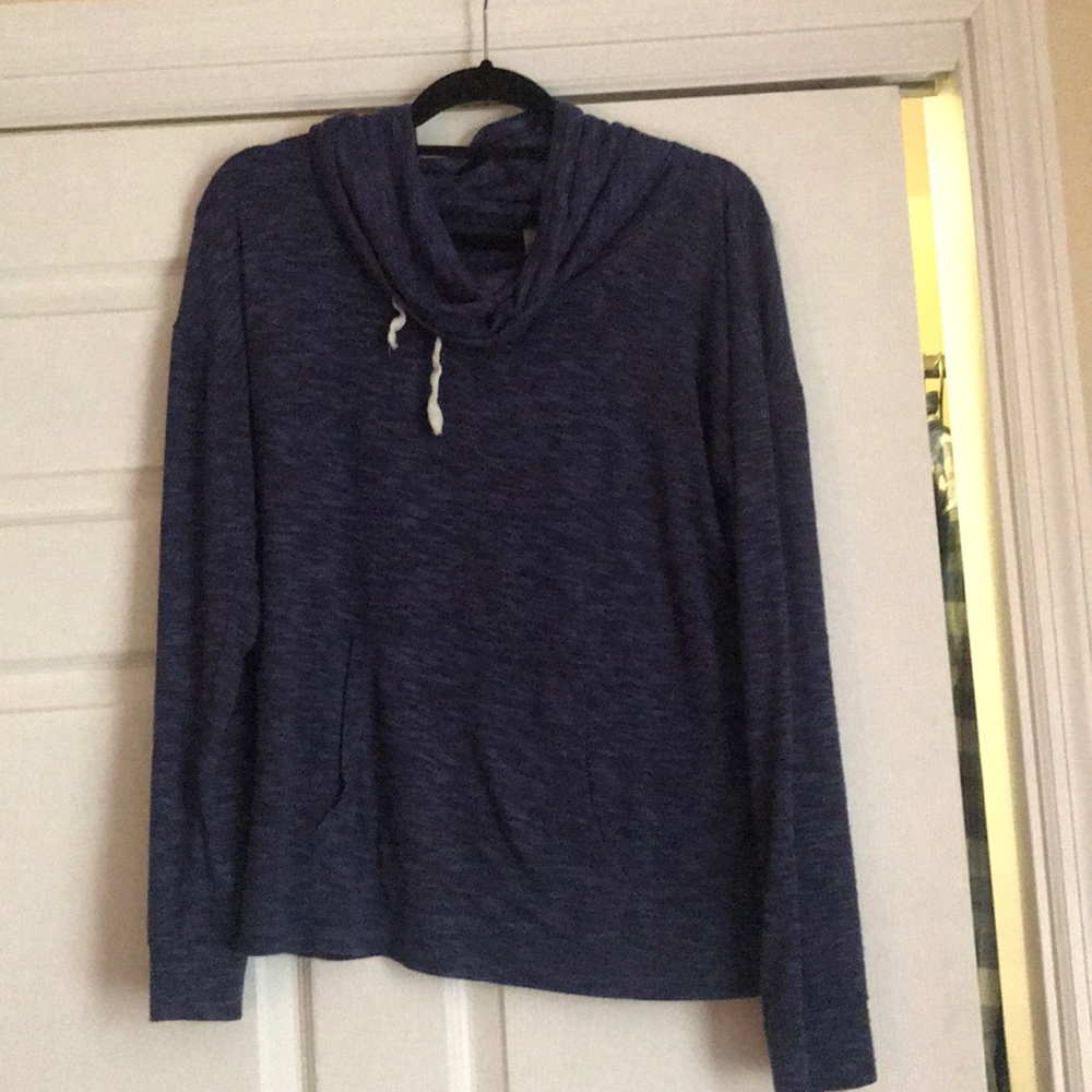 Loose turtle neck sweater
